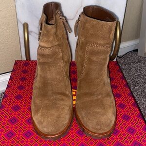 Very used, fixable sole Tory Burch bootie